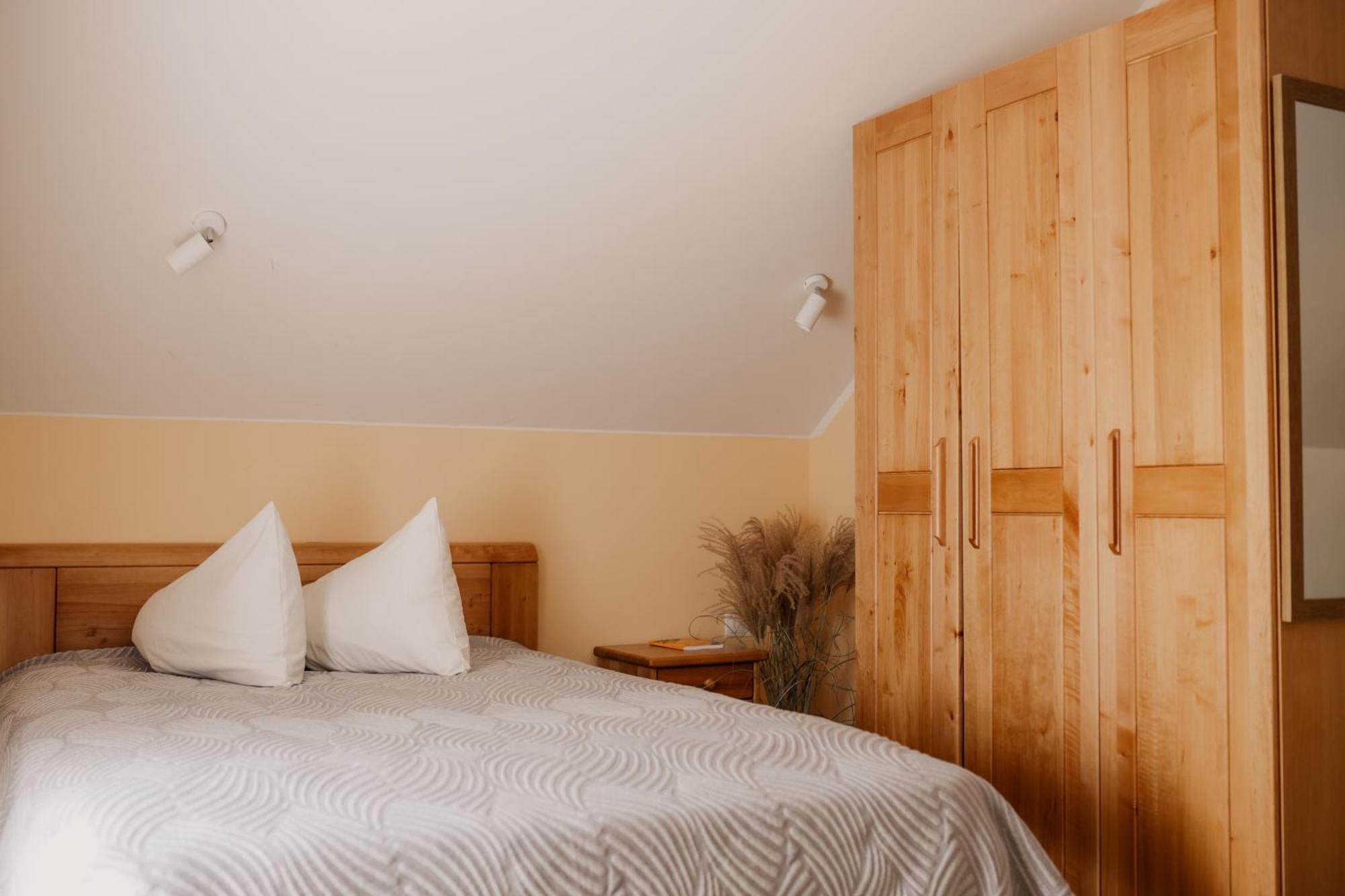 Aparthotel Saules iela 2A à Saldus Chambre photo