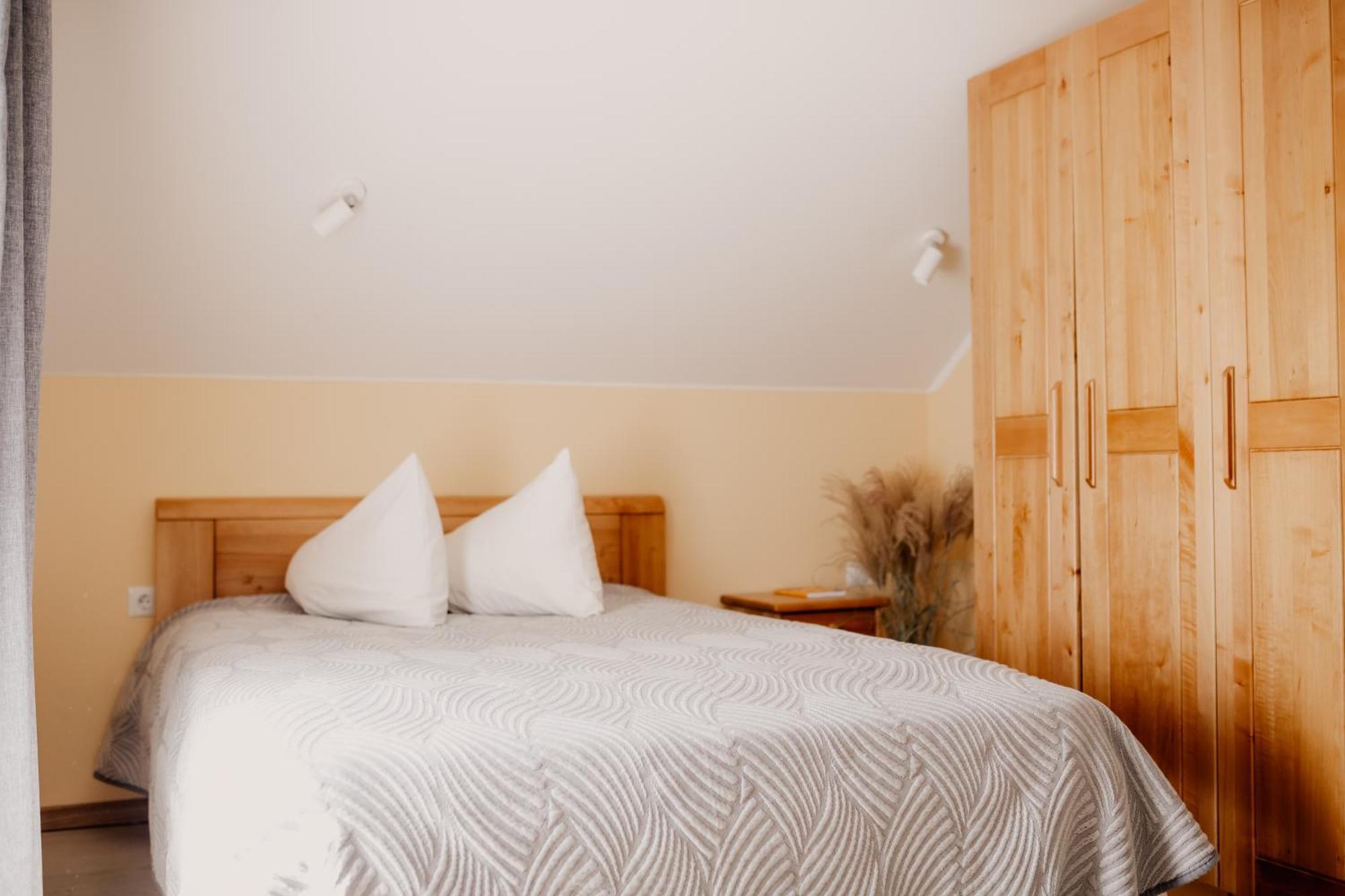 Aparthotel Saules iela 2A à Saldus Chambre photo